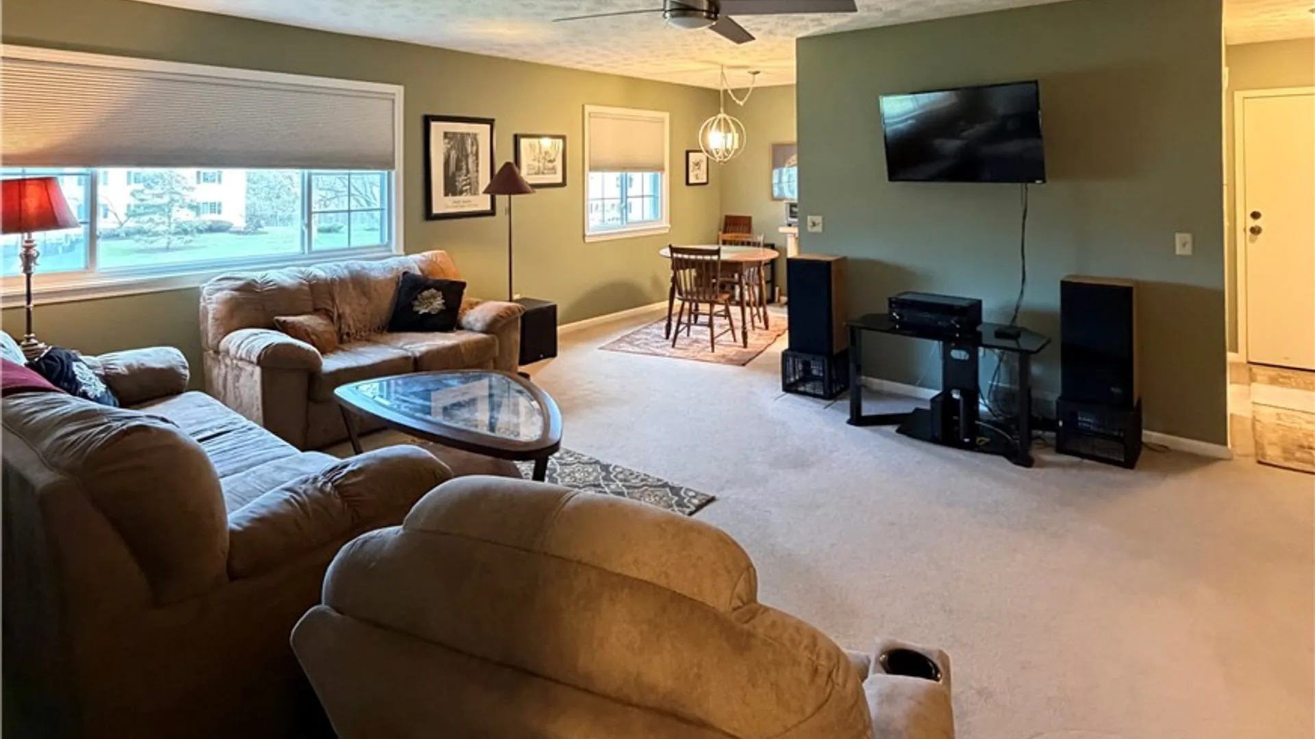 Property at 26 Colonial Parkway, Pittsford, NY 14534 4