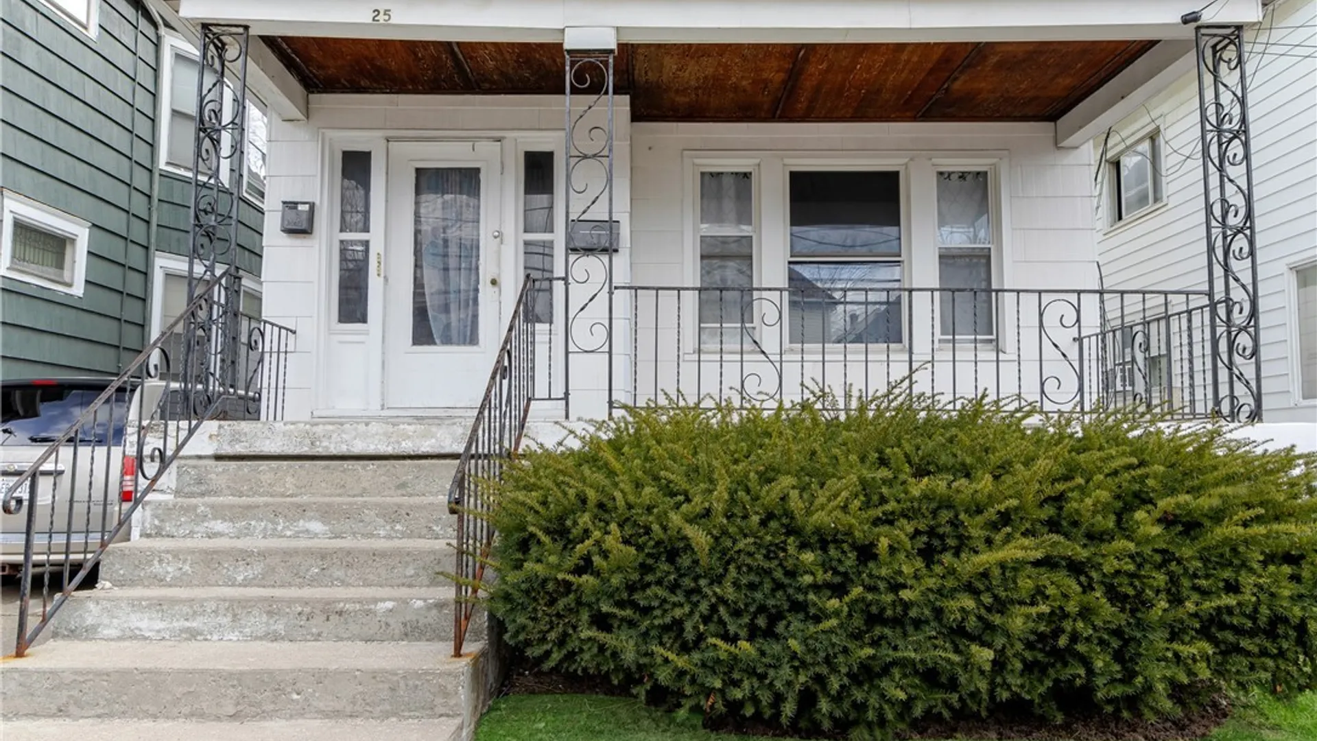 Property at 25 Page Street, Buffalo, NY 14207 5