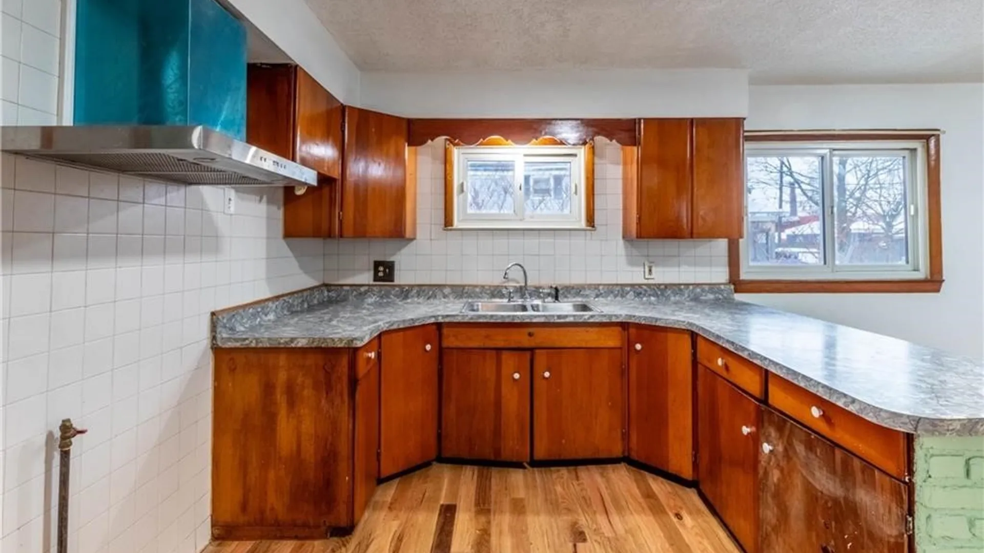 Property at 126 Bushnell Street, Buffalo, NY 14206 6