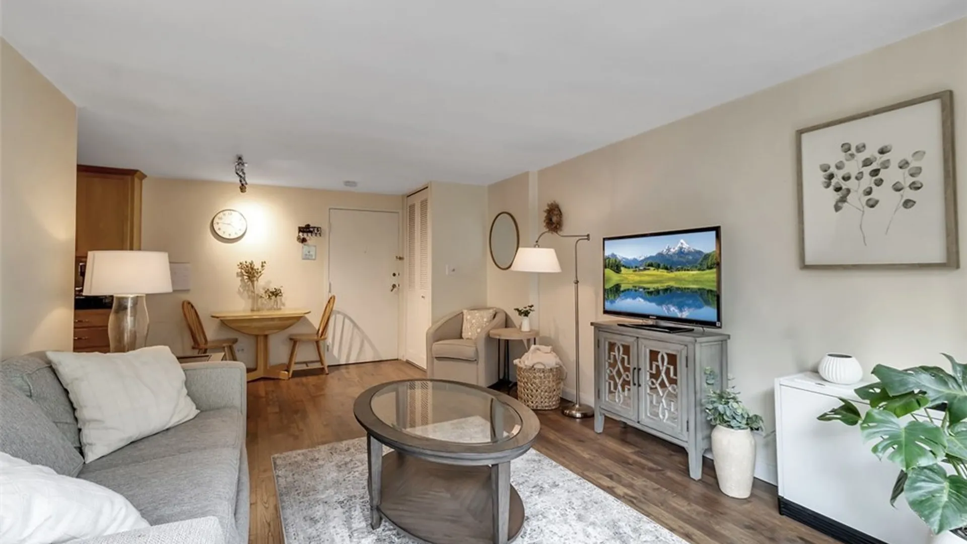 Property at 849 Delaware Avenue, Buffalo, NY 14209 13