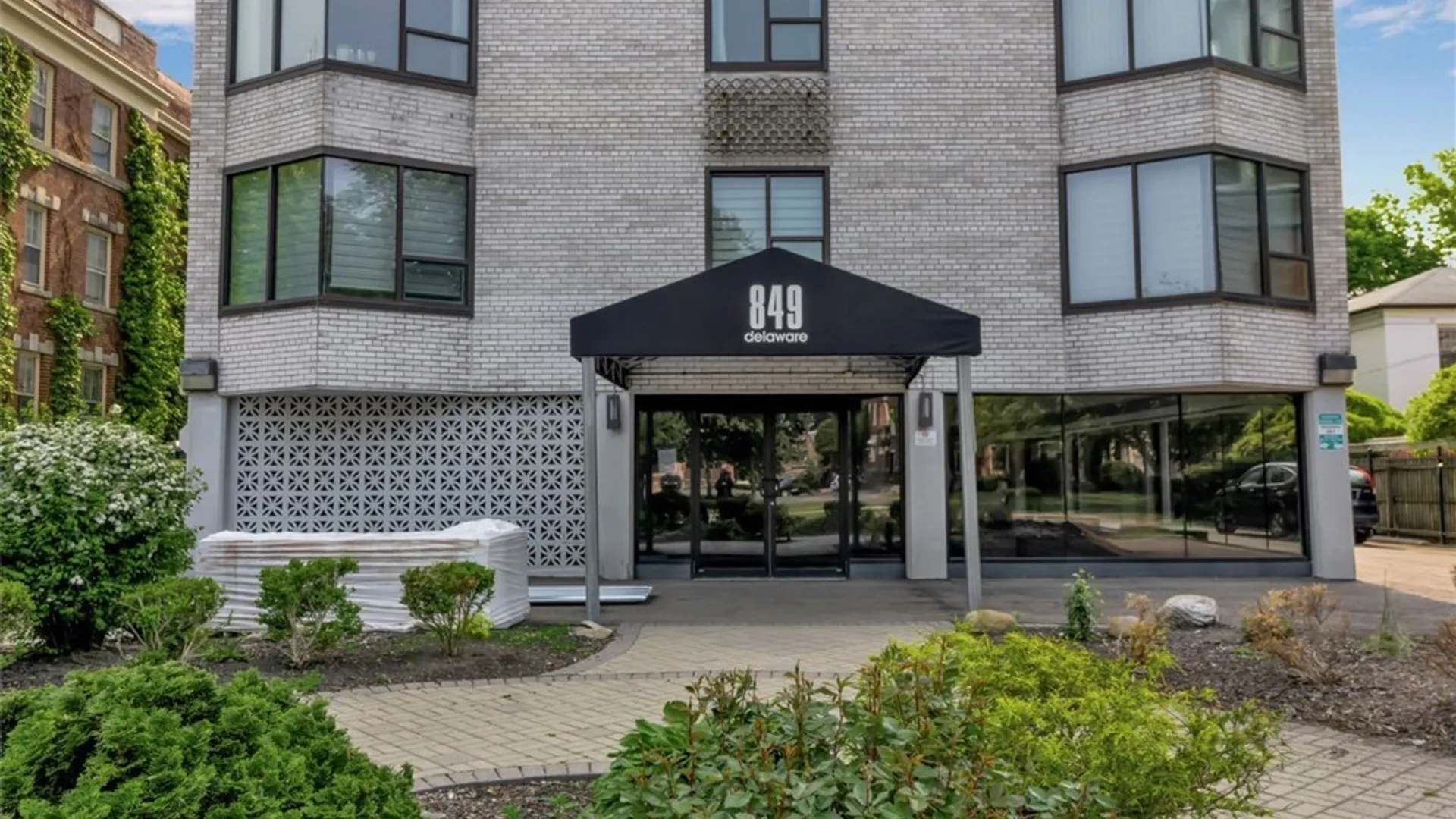 Property at 849 Delaware Avenue, Buffalo, NY 14209 27