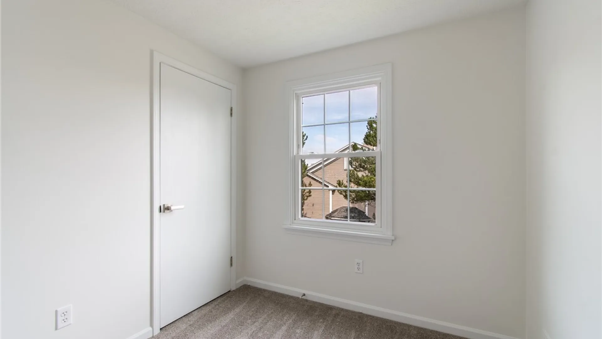 Property at 651 Neros Run, Webster, NY 14580 16
