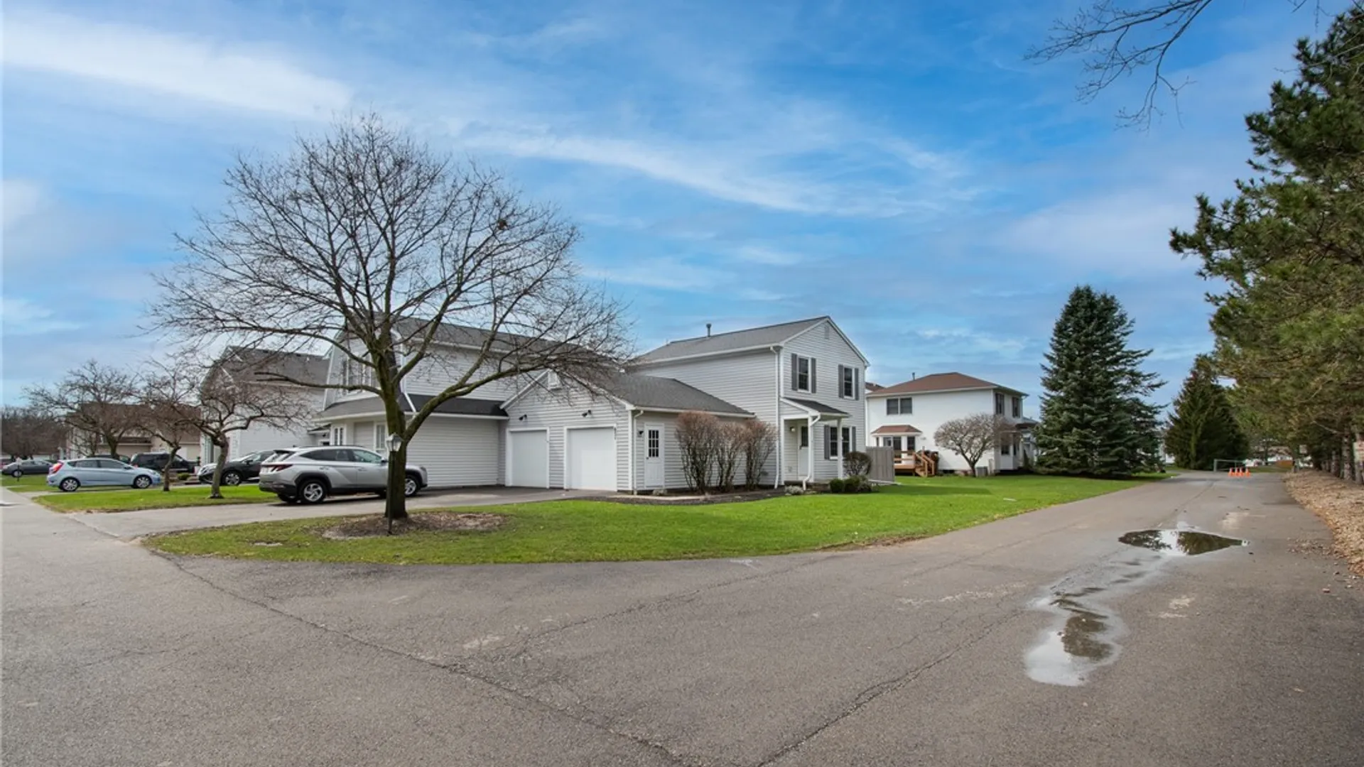 Property at 651 Neros Run, Webster, NY 14580 2