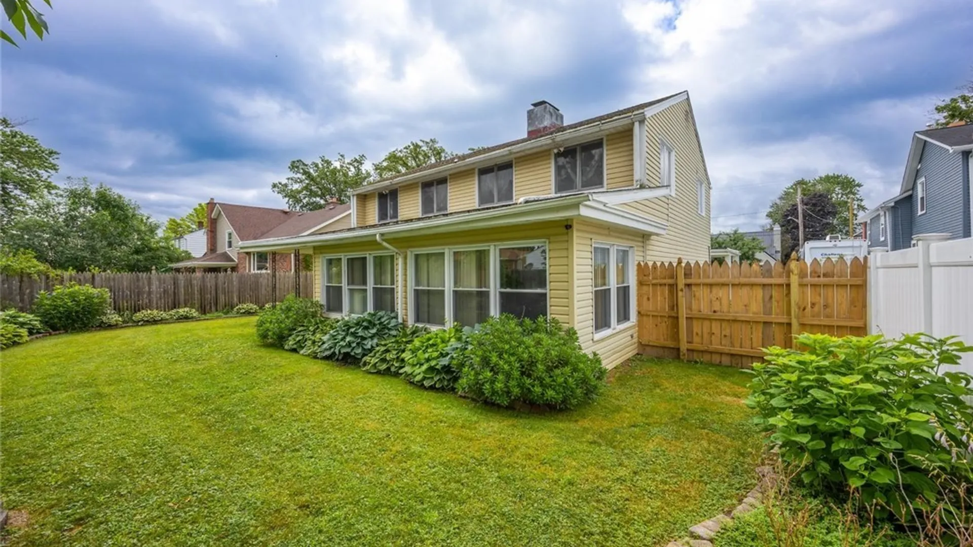 Property at 9326 Rivershore Drive, Niagara Falls, NY 14304 4
