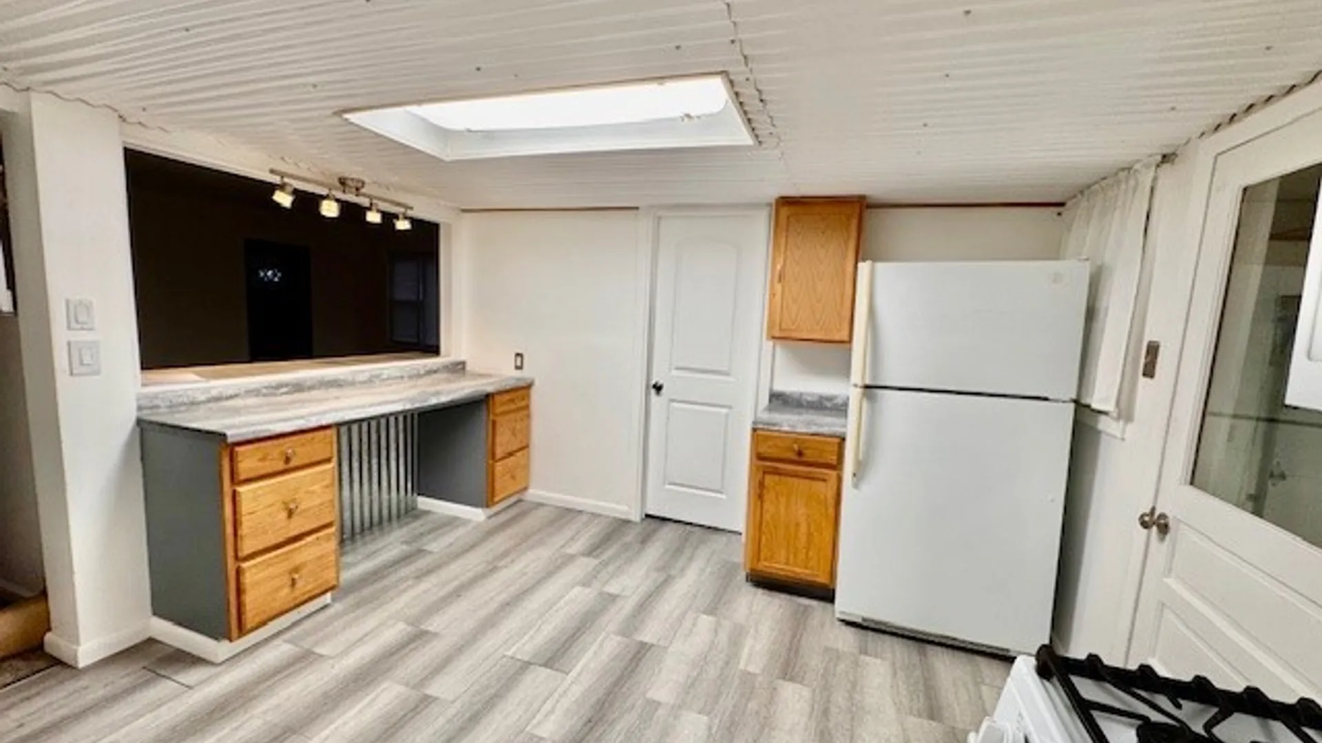 Property at 9563 Oakland Street, Evans, NY 14006 3