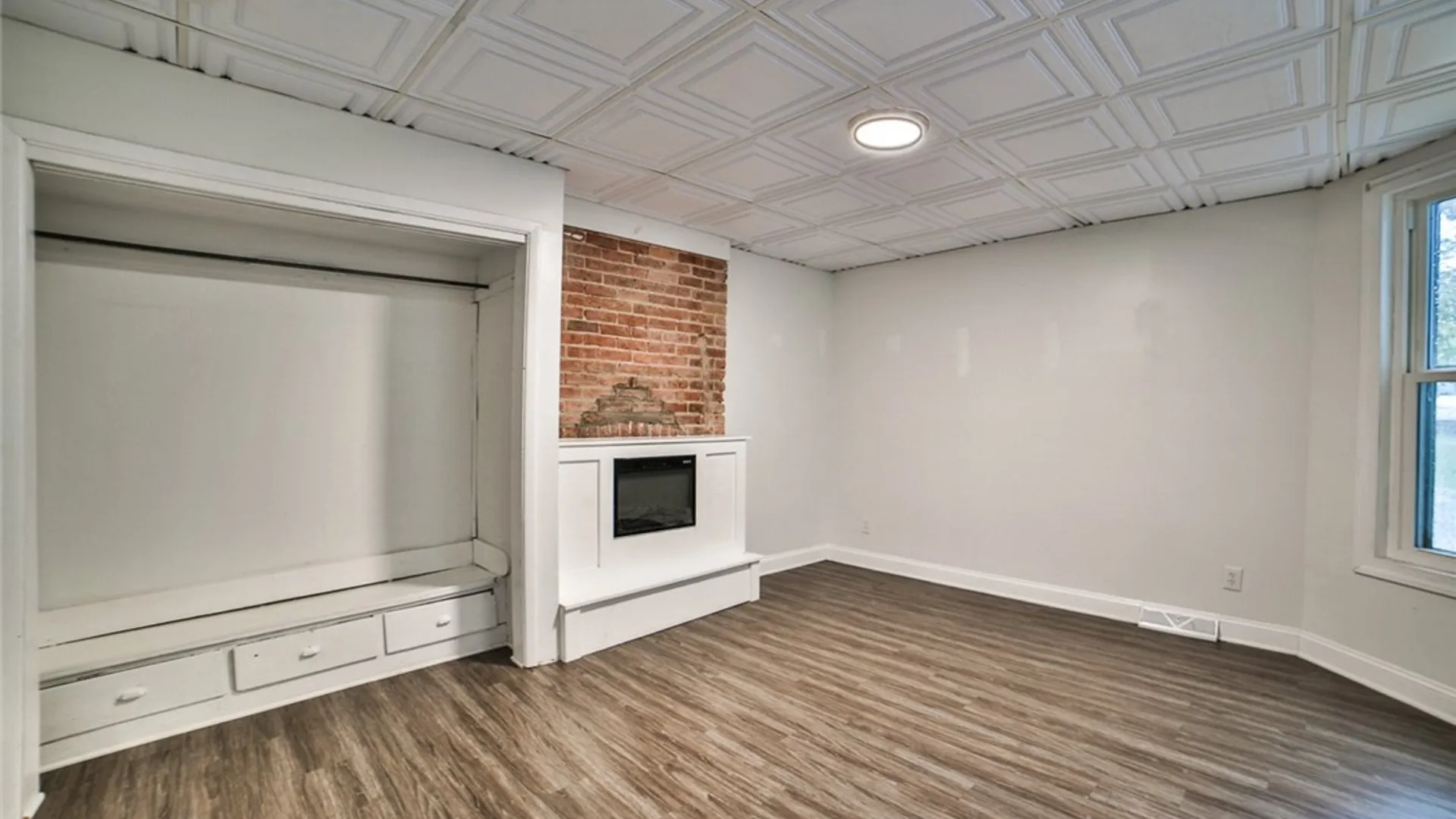 Property at 1332 West Avenue, Buffalo, NY 14213 14