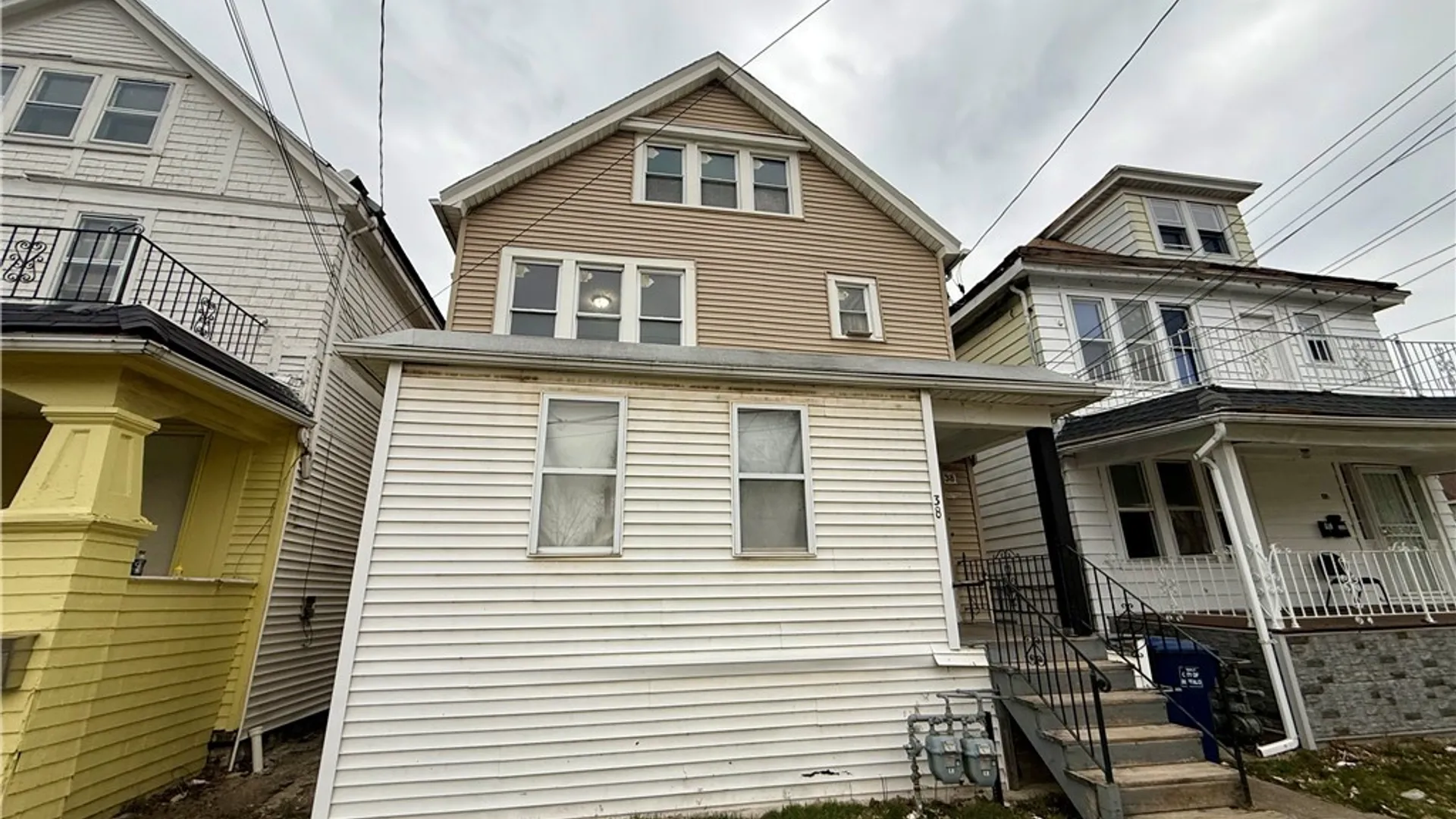 Property at 38 Richlawn Avenue, Buffalo, NY 14215 2
