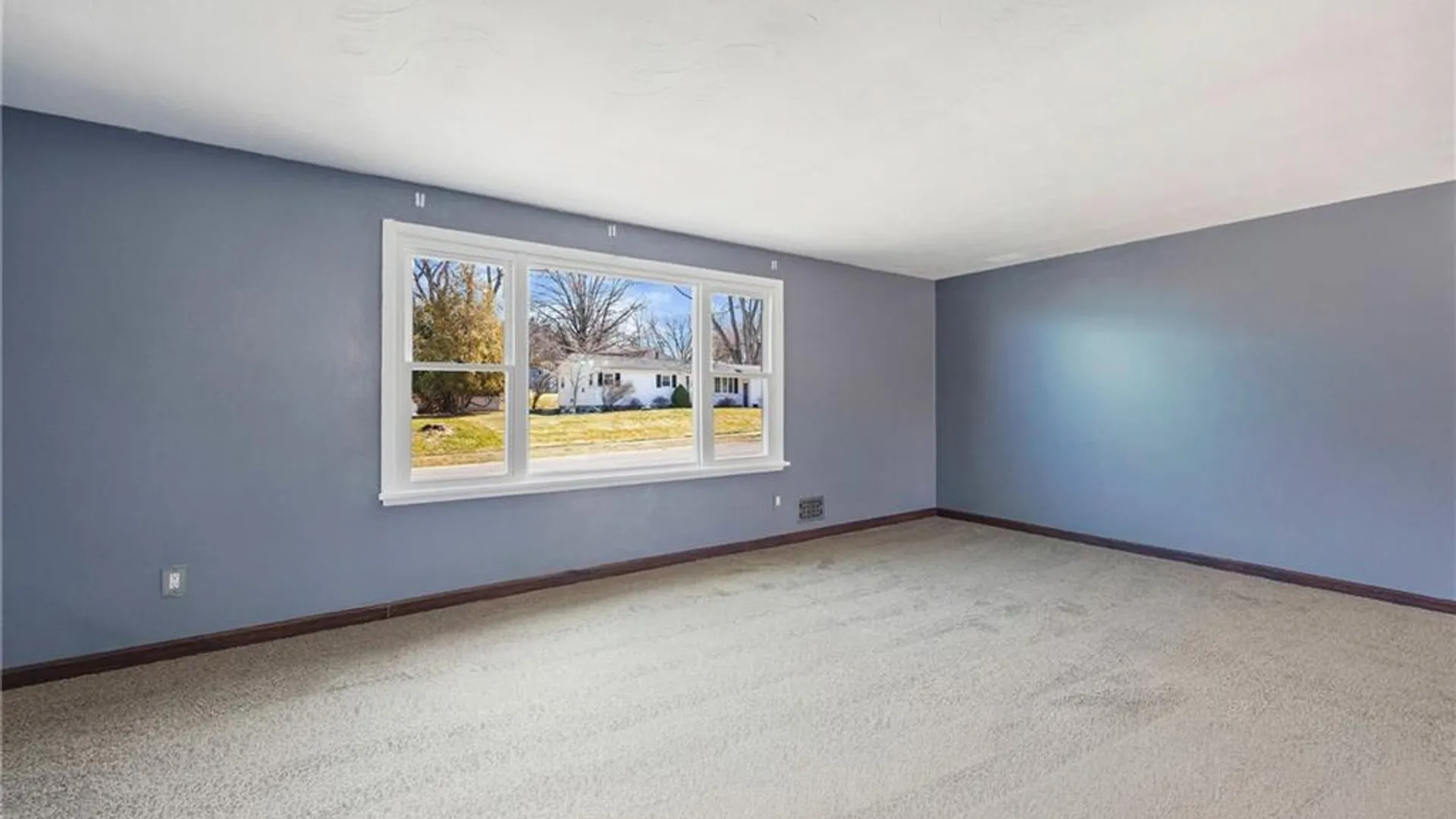 Property at 40 Tradewind Drive, Irondequoit, NY 14617 13