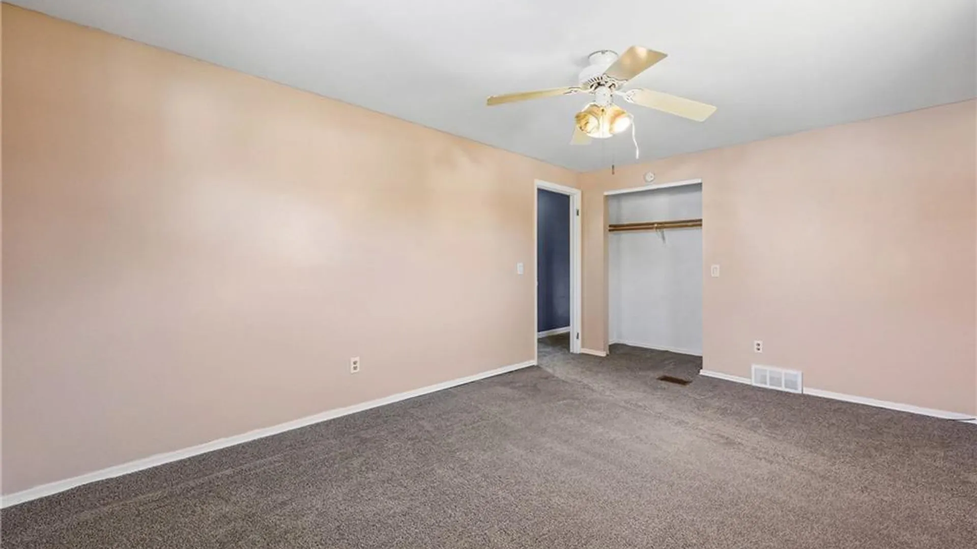 Property at 40 Tradewind Drive, Irondequoit, NY 14617 18