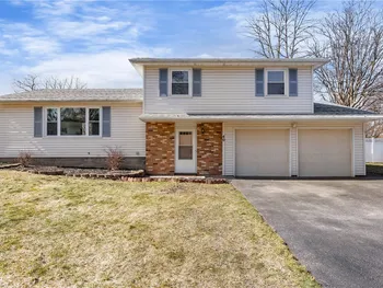 Property at 40 Tradewind Drive, Irondequoit, NY 14617