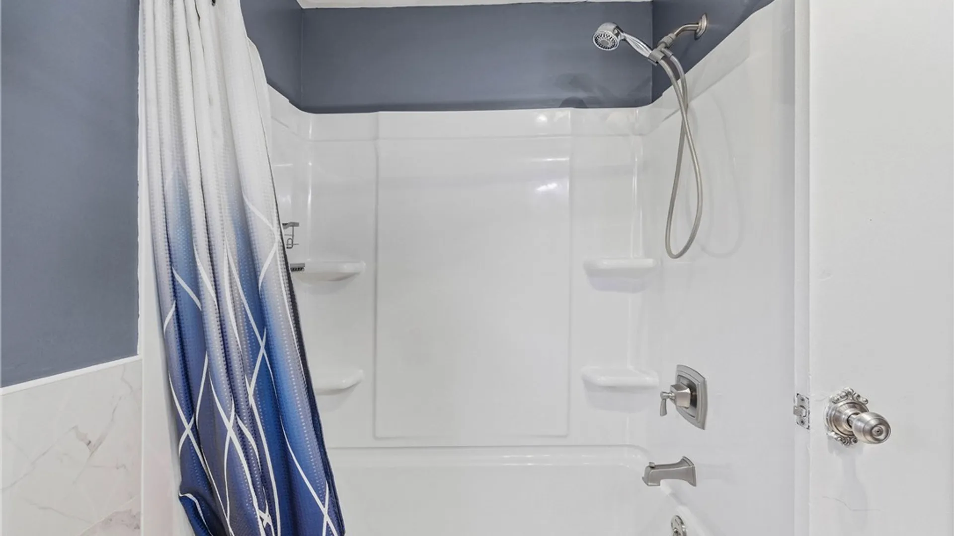 Property at 40 Tradewind Drive, Irondequoit, NY 14617 22