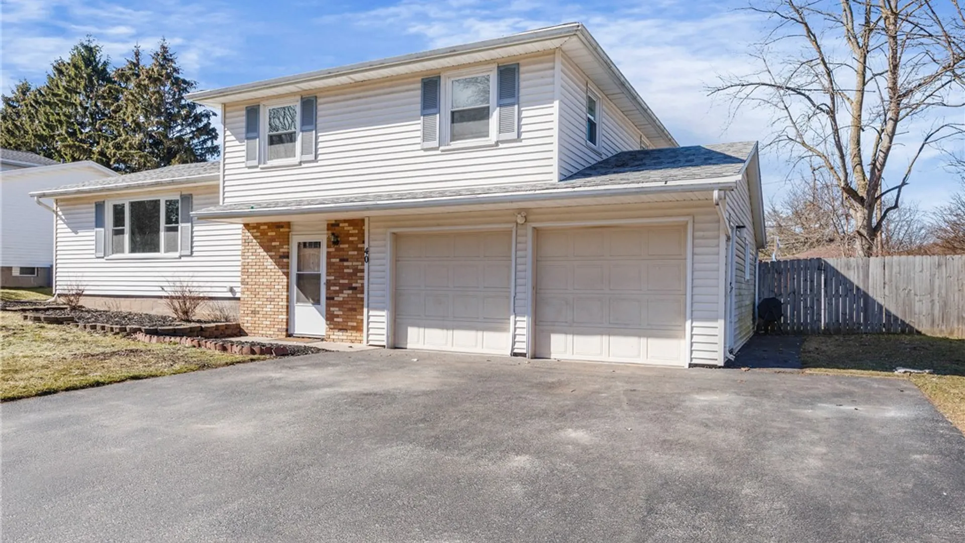 Property at 40 Tradewind Drive, Irondequoit, NY 14617 3