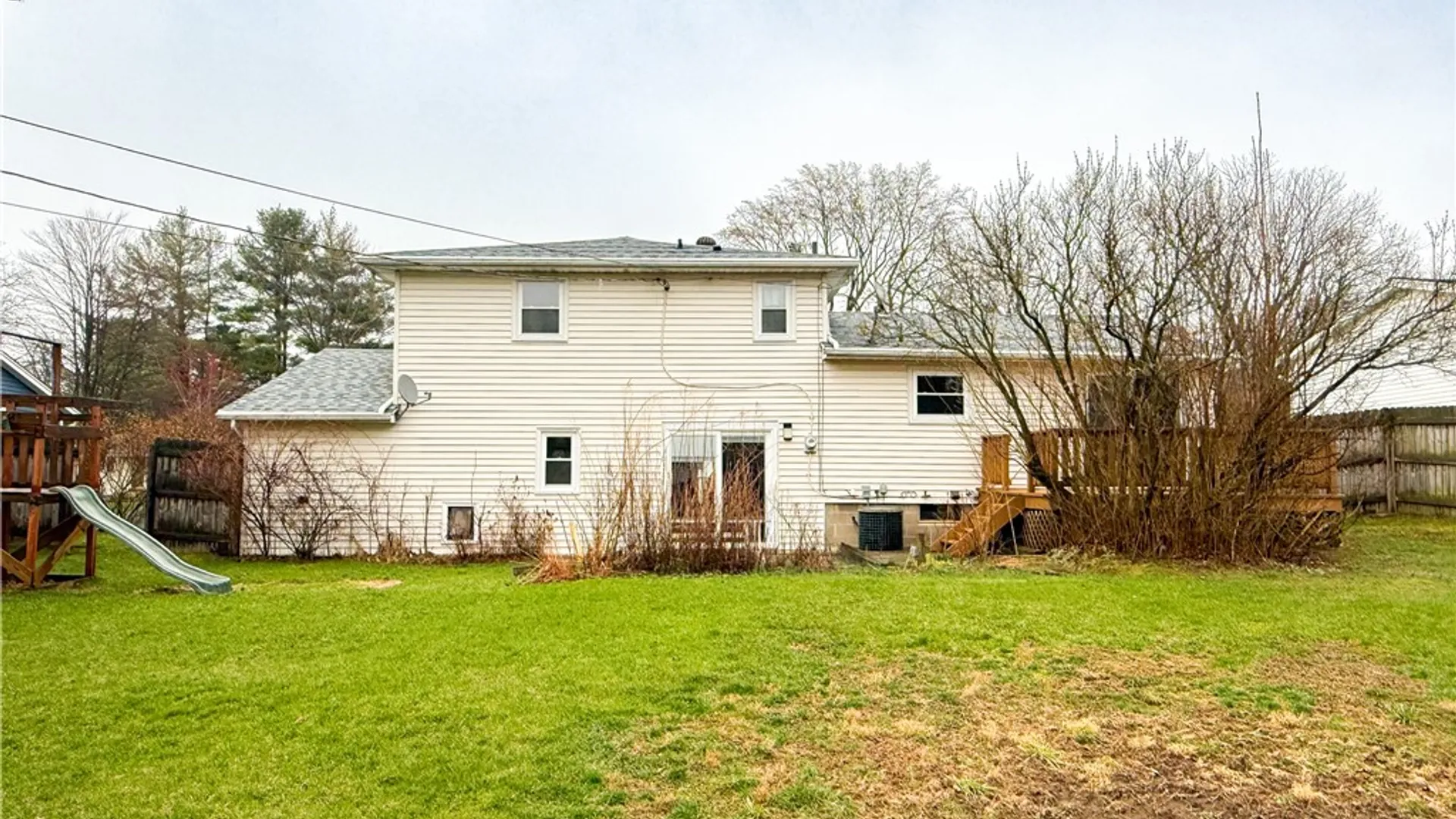 Property at 40 Tradewind Drive, Irondequoit, NY 14617 30