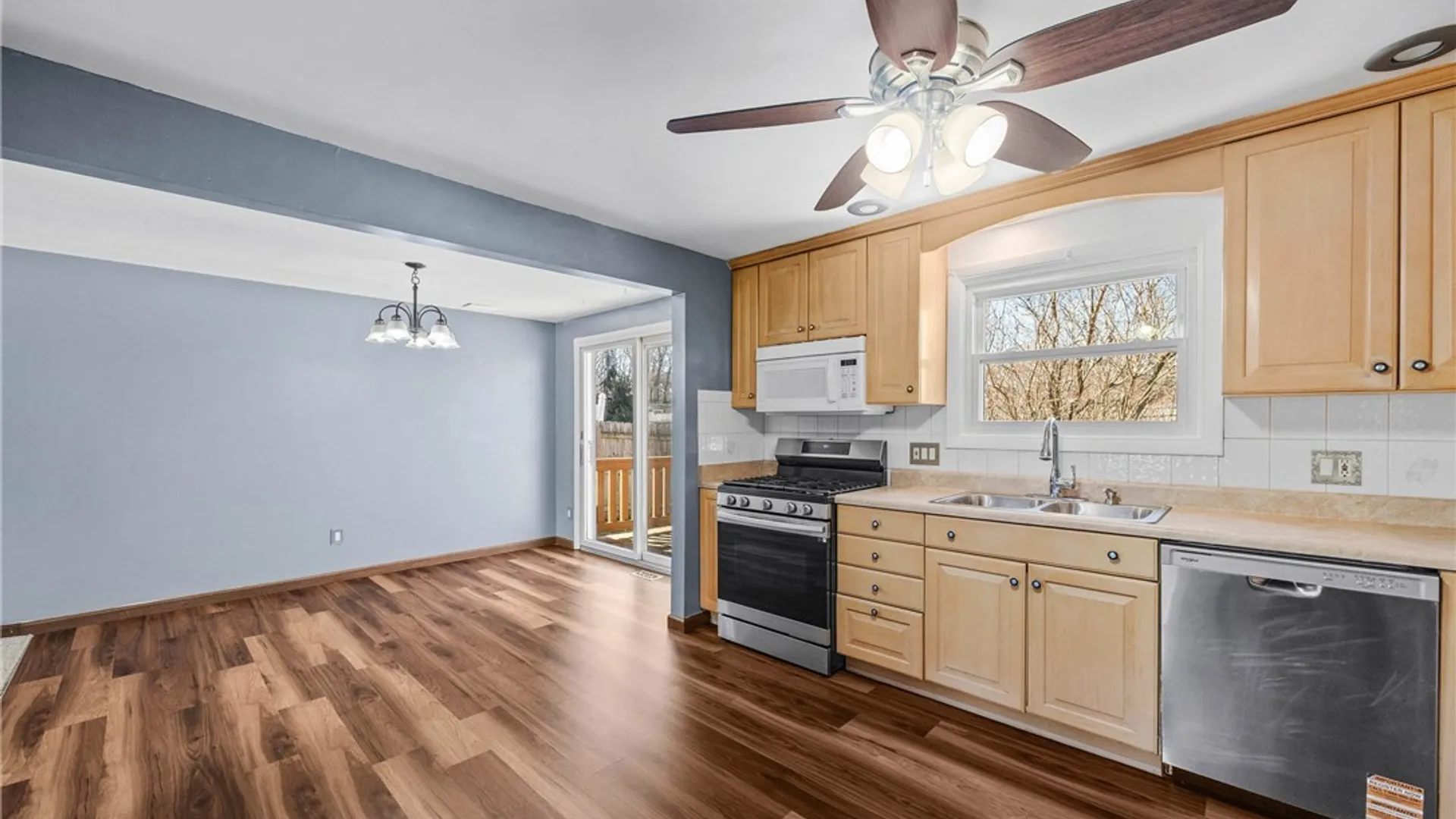 Property at 40 Tradewind Drive, Irondequoit, NY 14617 5