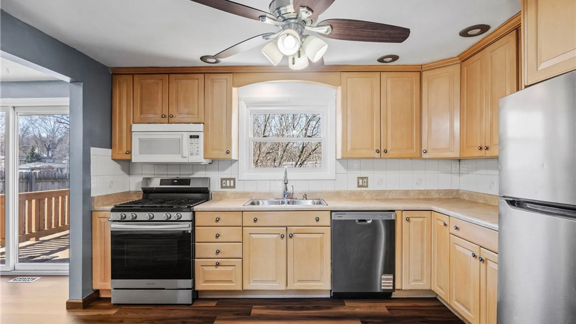 Property at 40 Tradewind Drive, Irondequoit, NY 14617 6