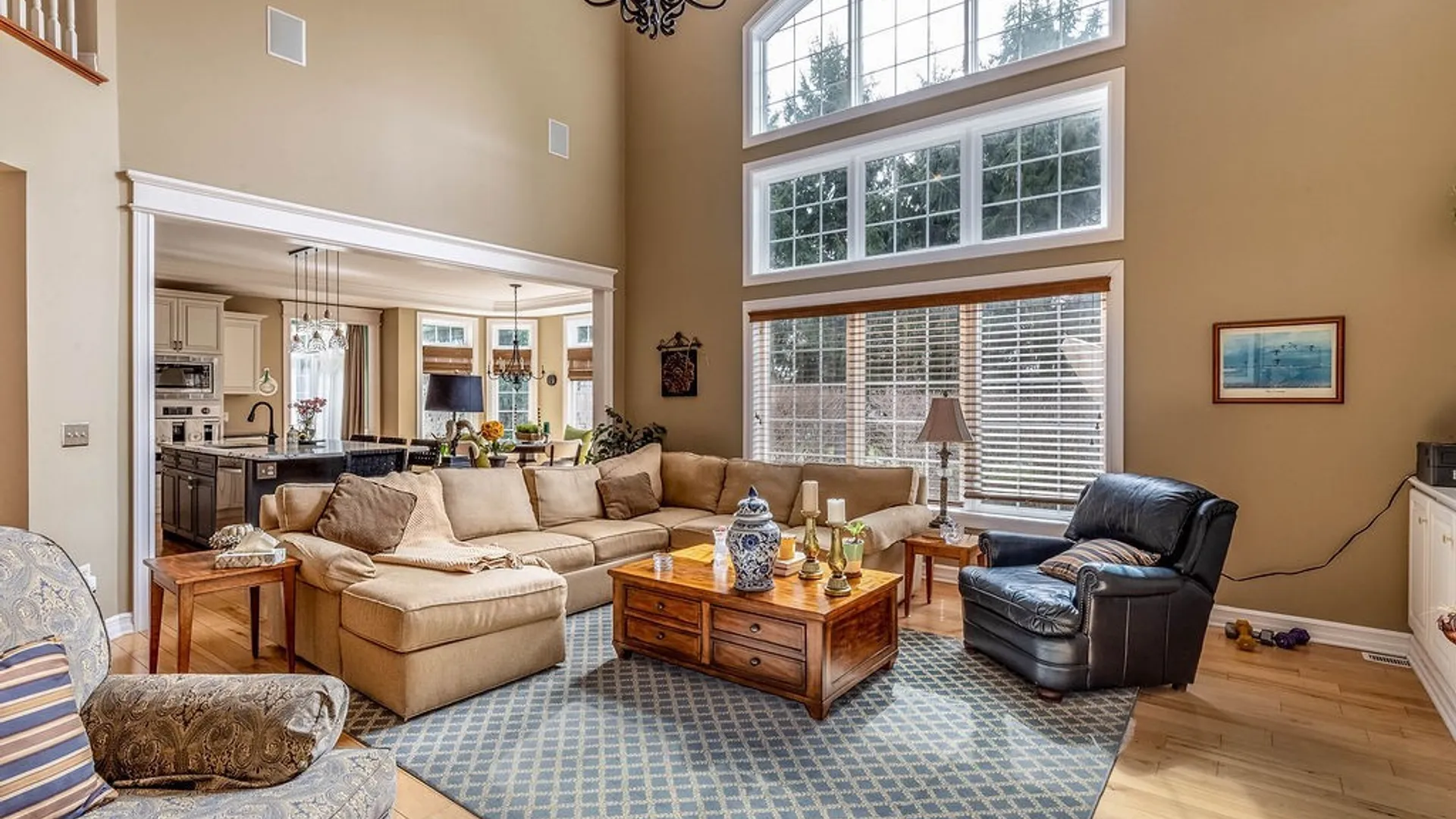 Property at 622 Paradise Road, Amherst, NY 14051 10