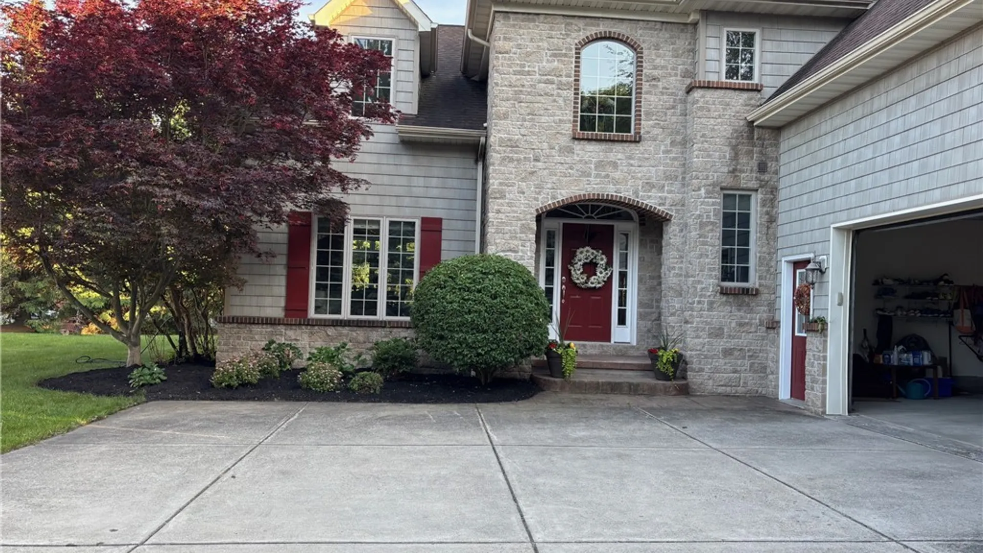 Property at 622 Paradise Road, Amherst, NY 14051 2