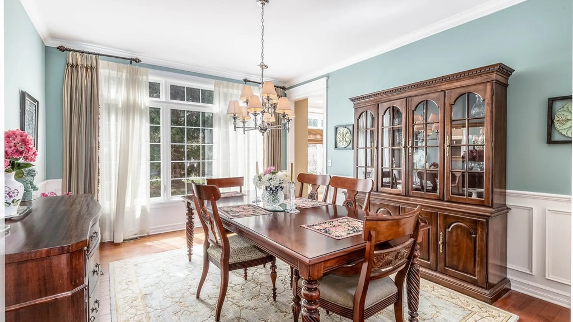 Property at 622 Paradise Road, Amherst, NY 14051 21