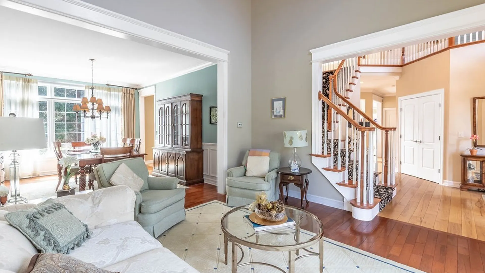 Property at 622 Paradise Road, Amherst, NY 14051 25