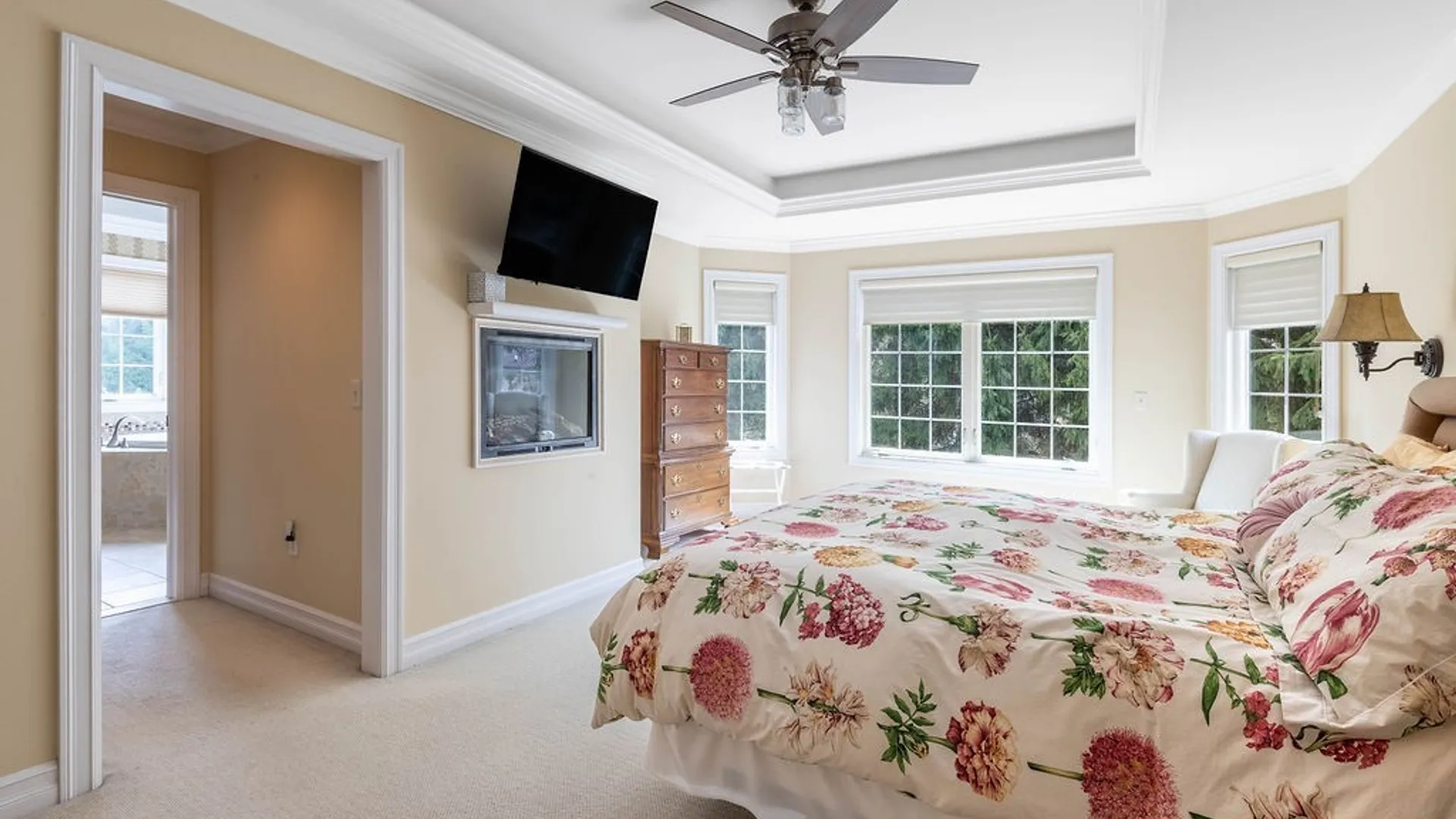 Property at 622 Paradise Road, Amherst, NY 14051 27