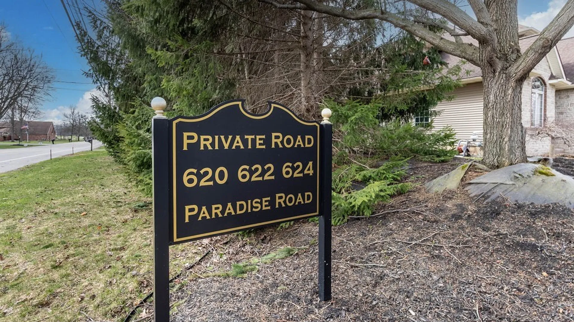 Property at 622 Paradise Road, Amherst, NY 14051 43