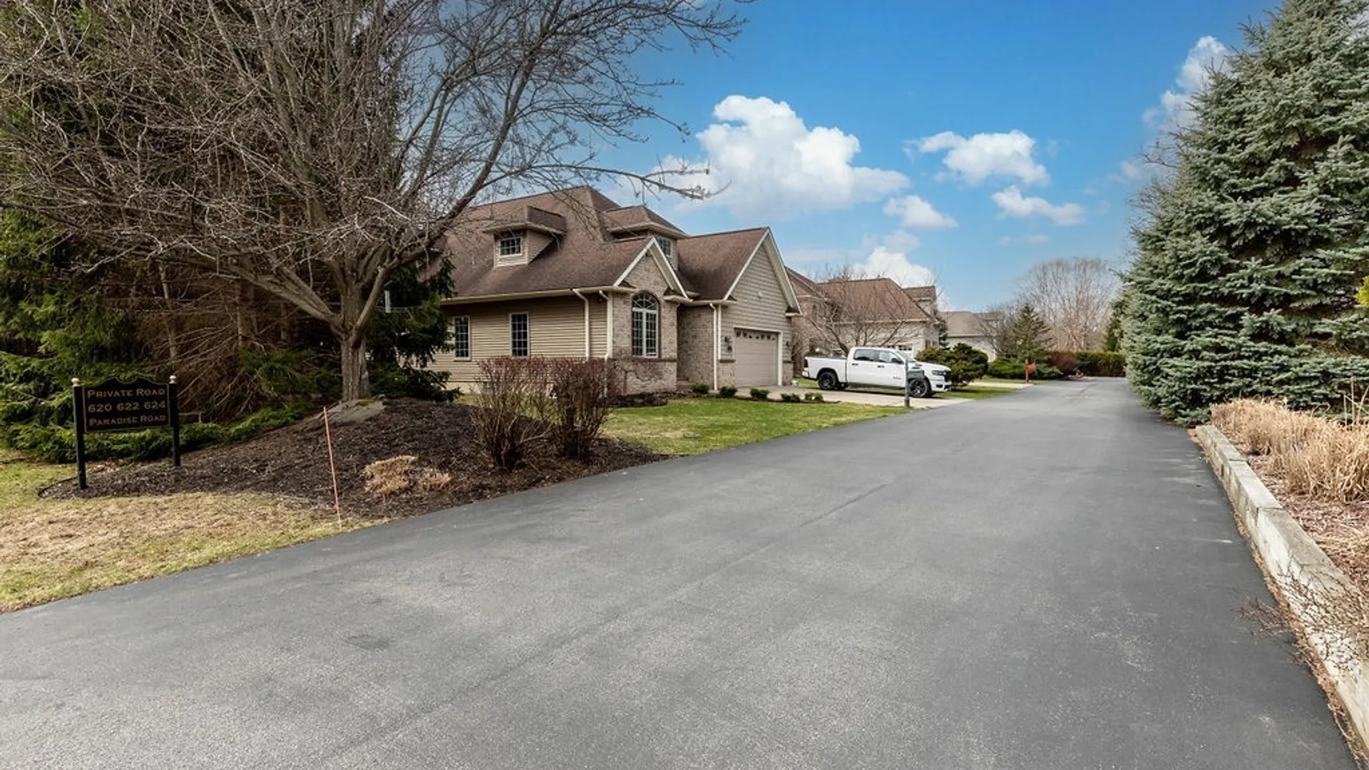 Property at 622 Paradise Road, Amherst, NY 14051 44