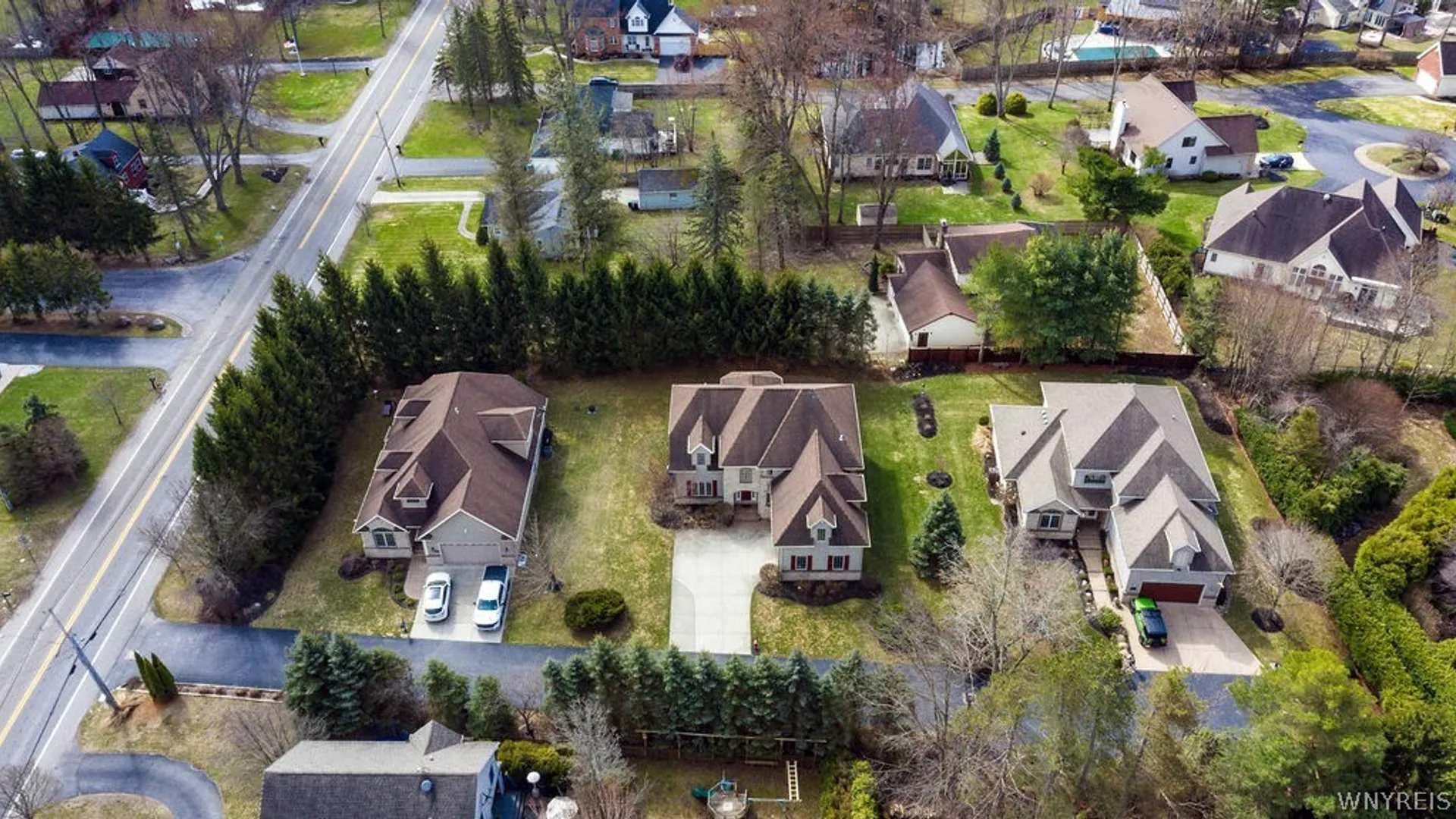 Property at 622 Paradise Road, Amherst, NY 14051 48