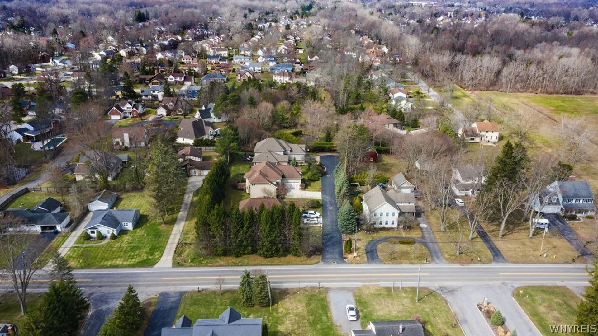 Property at 622 Paradise Road, Amherst, NY 14051 49