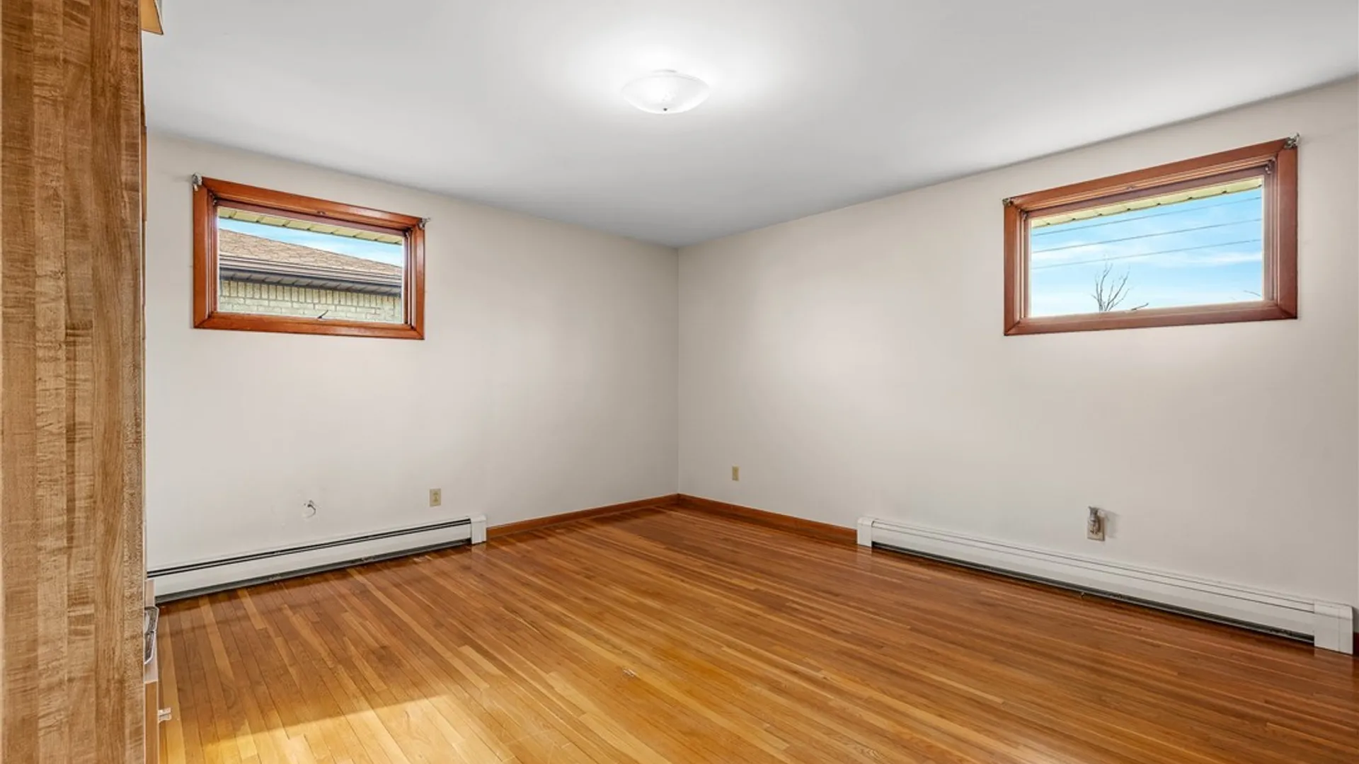 Property at 39 Cardy Lane, Cheektowaga, NY 14043 17