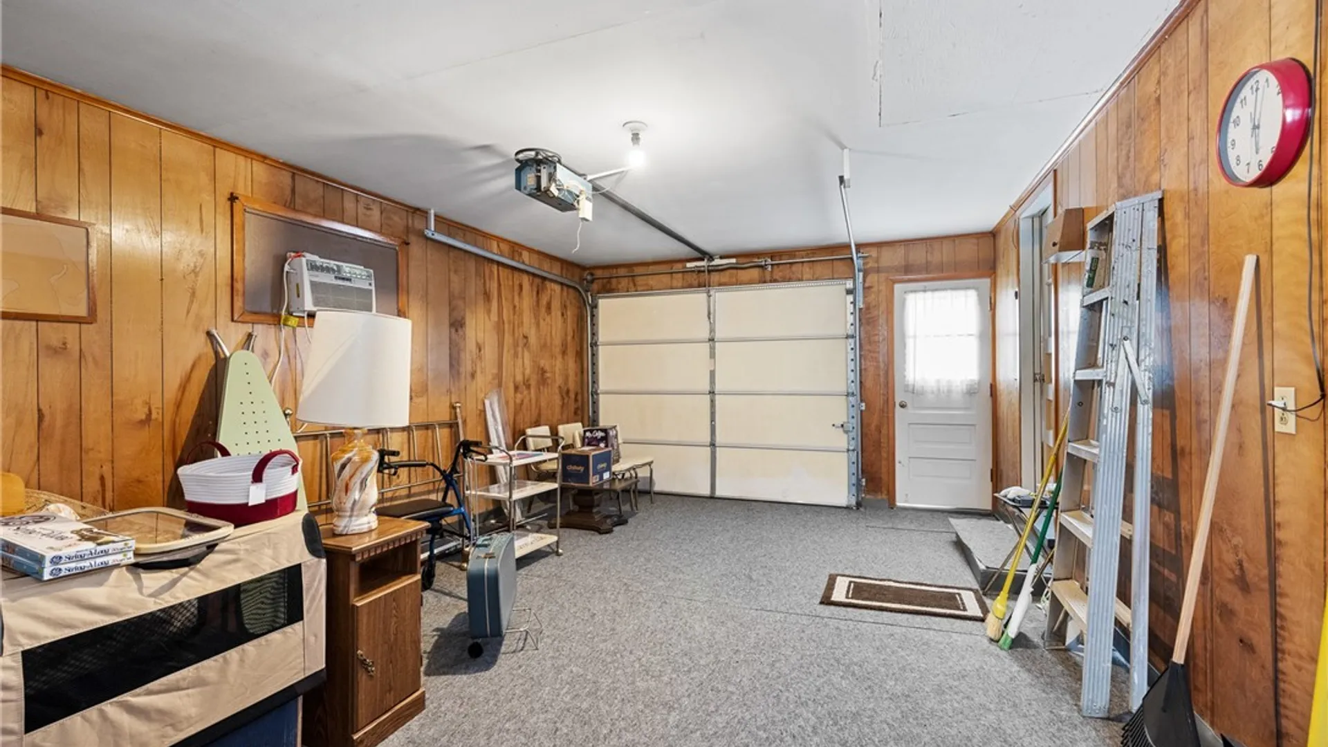 Property at 39 Cardy Lane, Cheektowaga, NY 14043 32