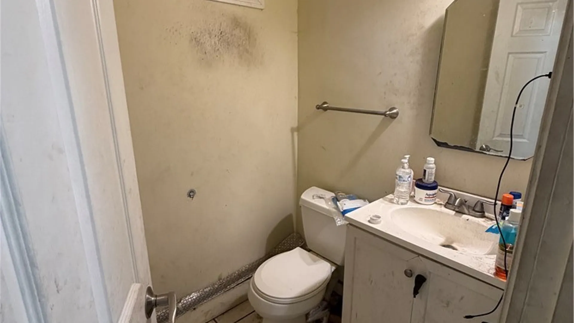 Property at 1501 Burnet Avenue, Syracuse, NY 13206 15