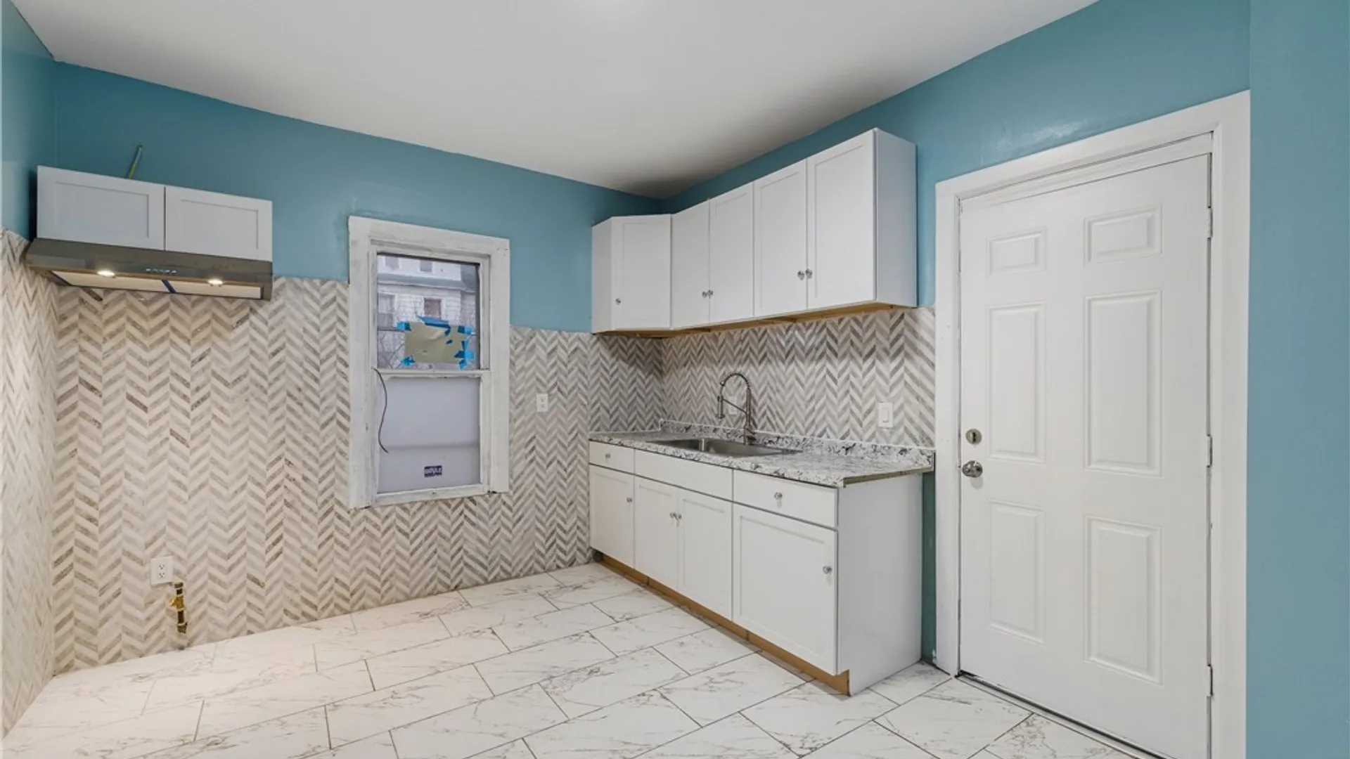 Property at 507 Glenwood Avenue, Buffalo, NY 14208 13