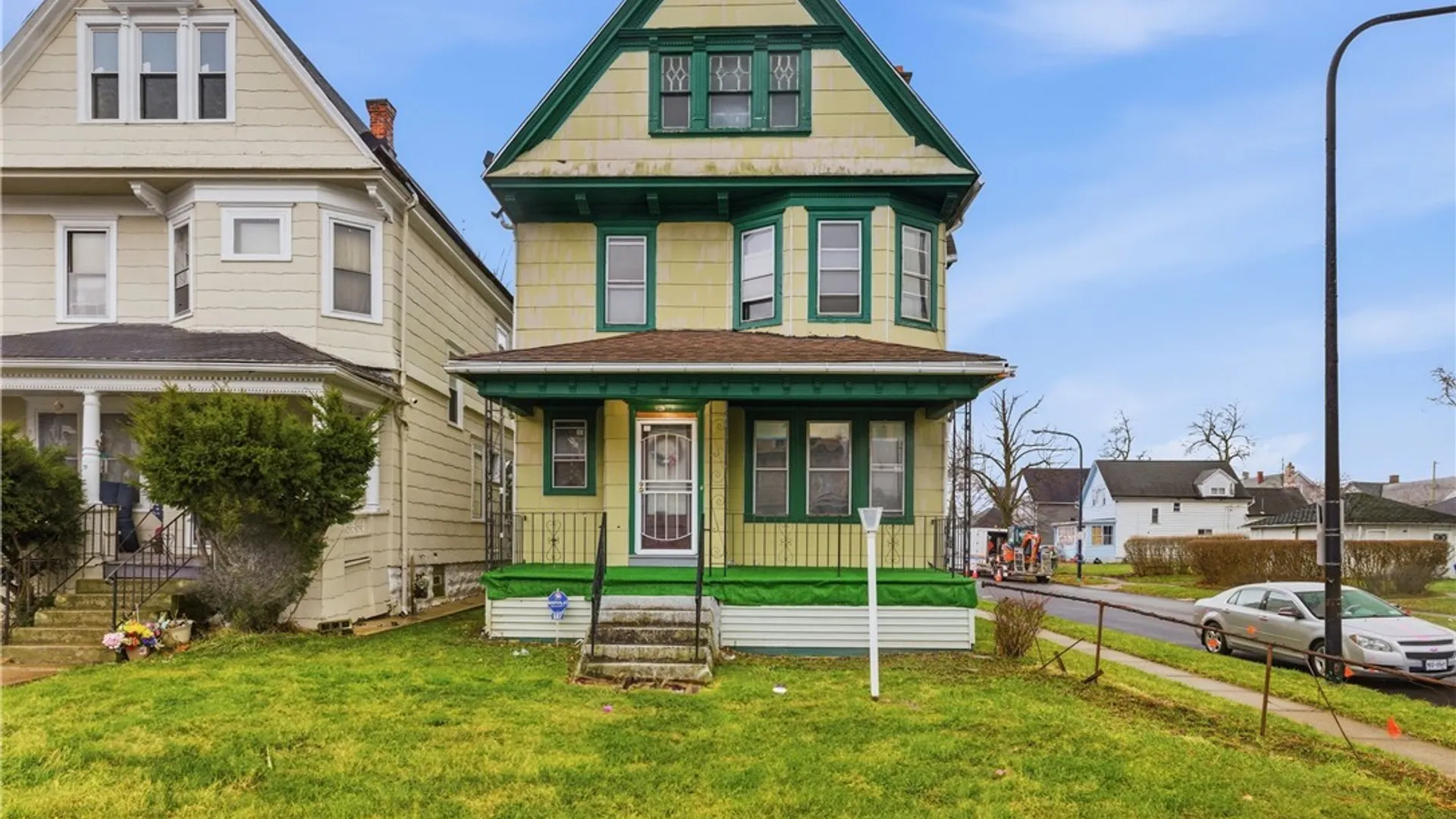 Property at 507 Glenwood Avenue, Buffalo, NY 14208 2