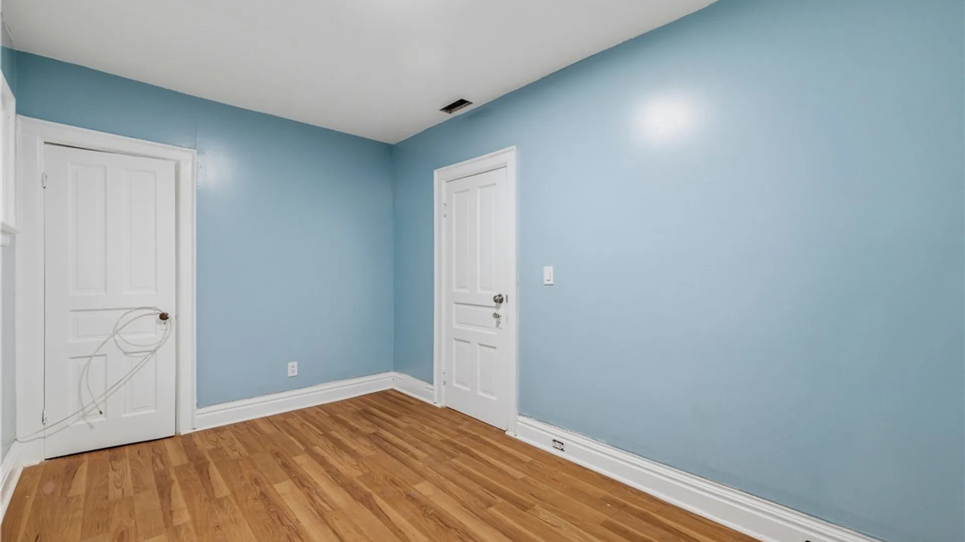 Property at 507 Glenwood Avenue, Buffalo, NY 14208 22