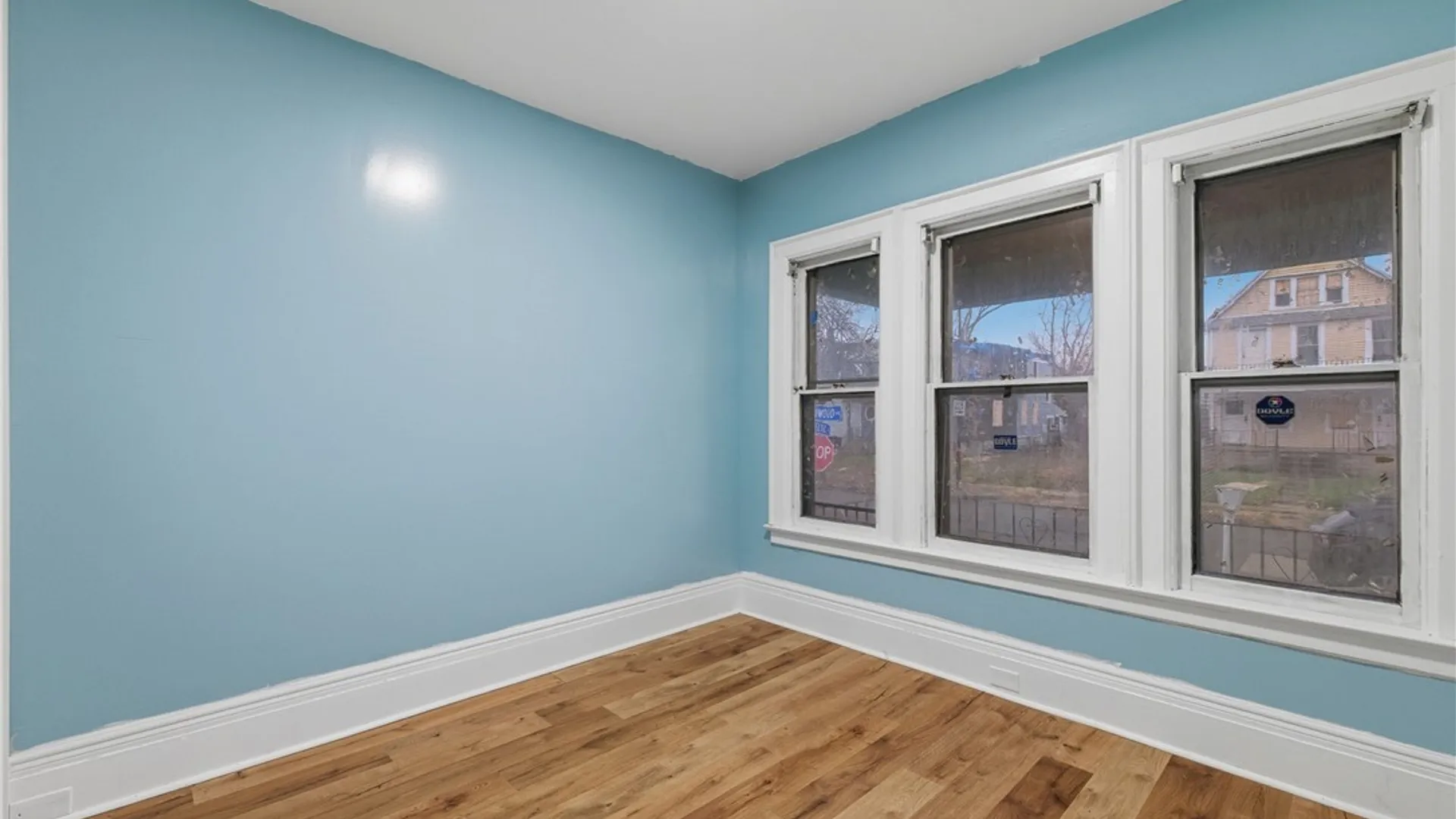 Property at 507 Glenwood Avenue, Buffalo, NY 14208 8
