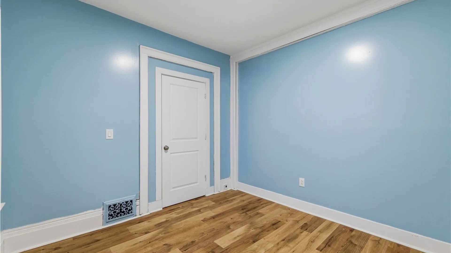 Property at 507 Glenwood Avenue, Buffalo, NY 14208 9