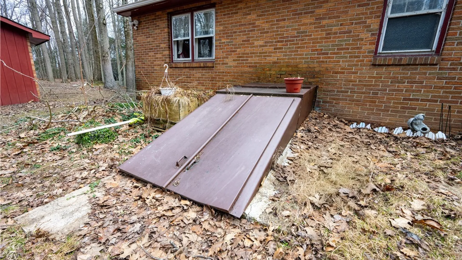 Property at 8988 Jennings Road, Eden, NY 14057 4