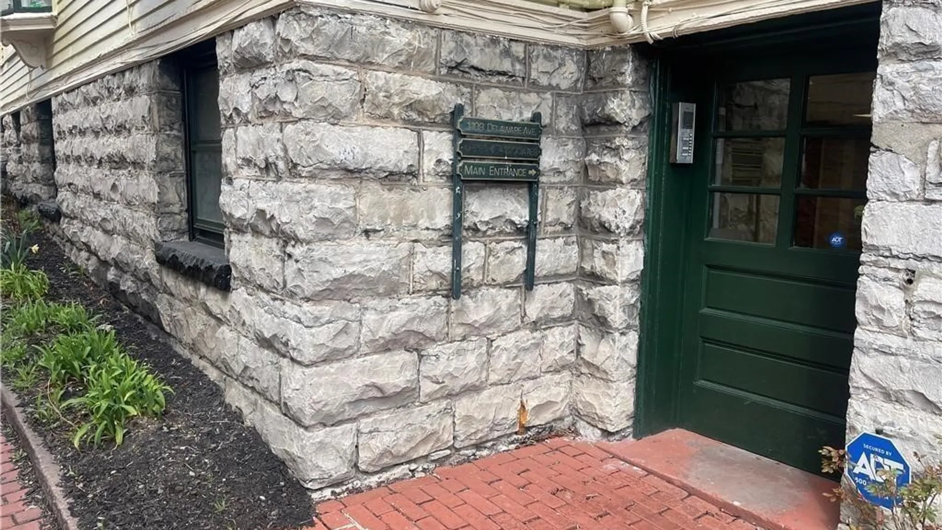 Property at 1109 Delaware Avenue, Buffalo, NY 14209 29