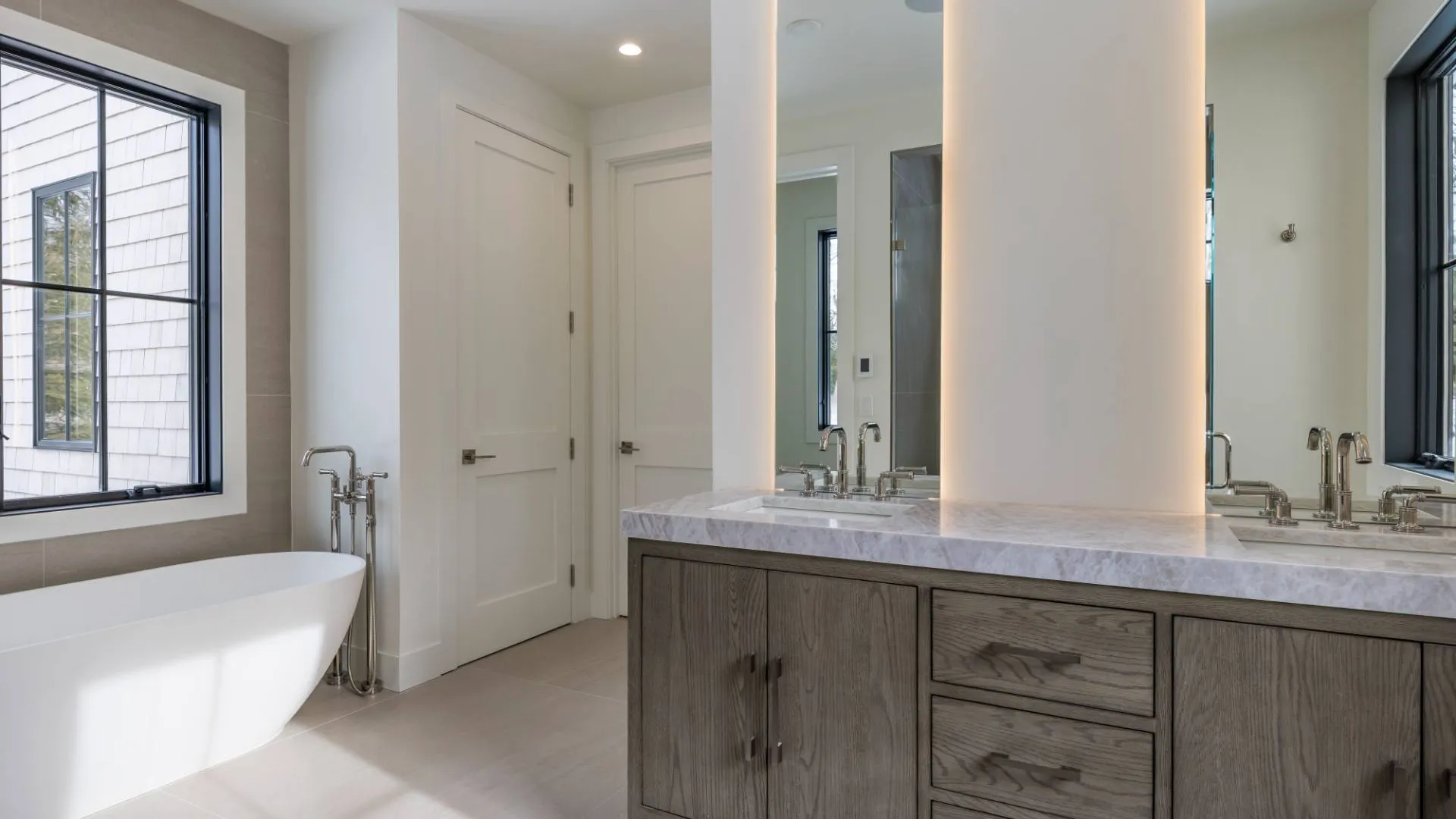 Property at 33 Harbor View Drive, East Hampton, NY 11937 17