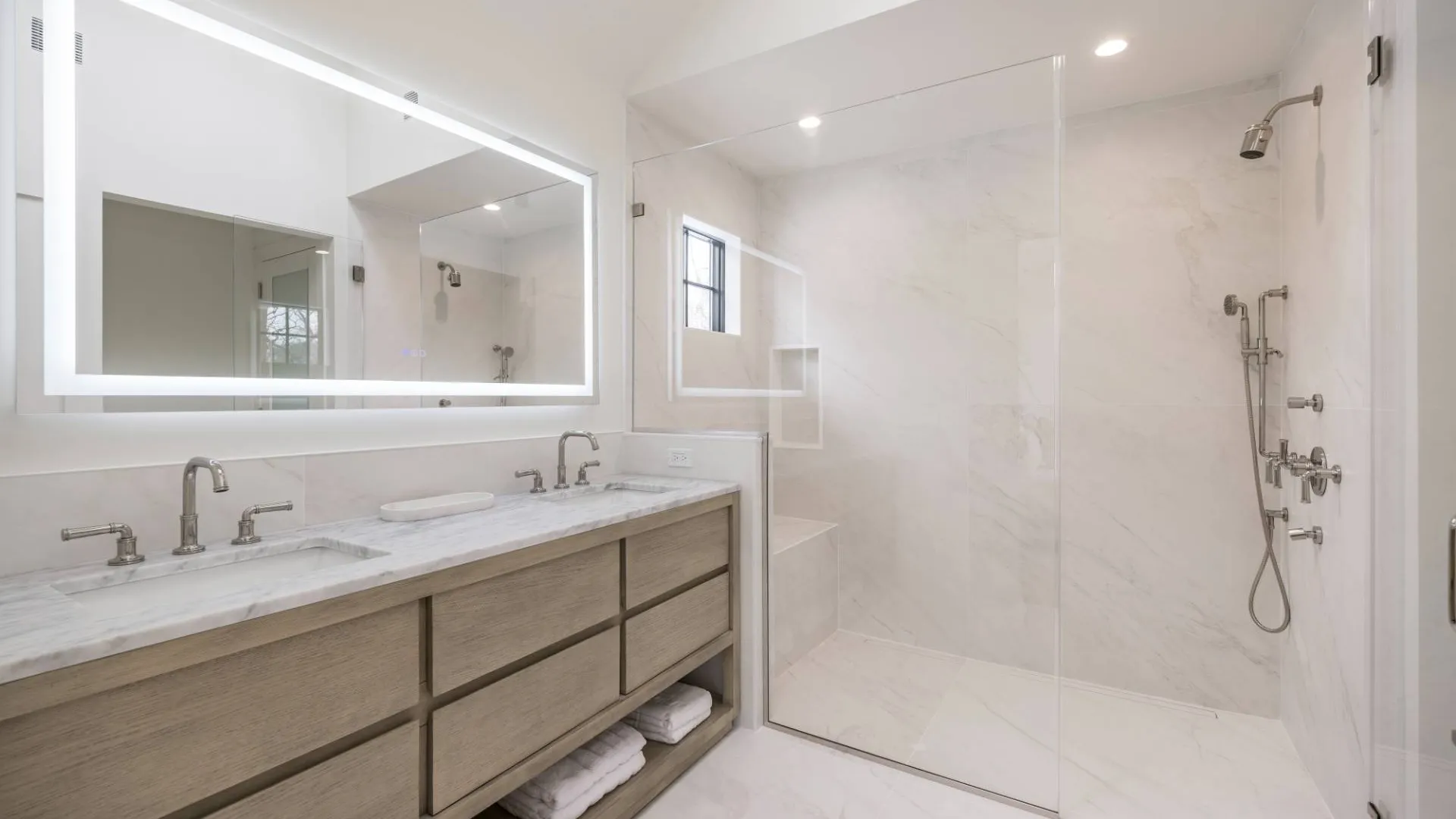 Property at 33 Harbor View Drive, East Hampton, NY 11937 25