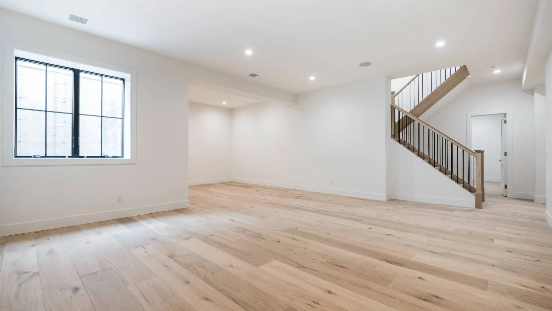 Property at 33 Harbor View Drive, East Hampton, NY 11937 30