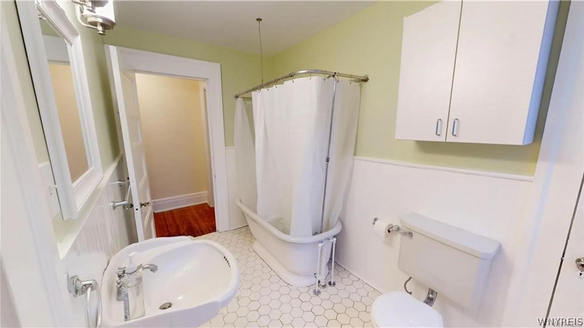 Property at 222 Norwood Ave (upper), Buffalo, NY 14222 7