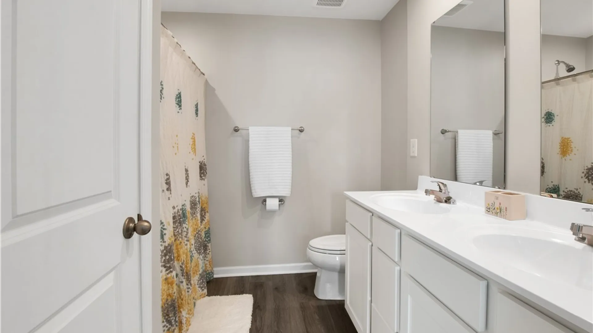 Property at 126 South Drive, West Seneca, NY 14218 25