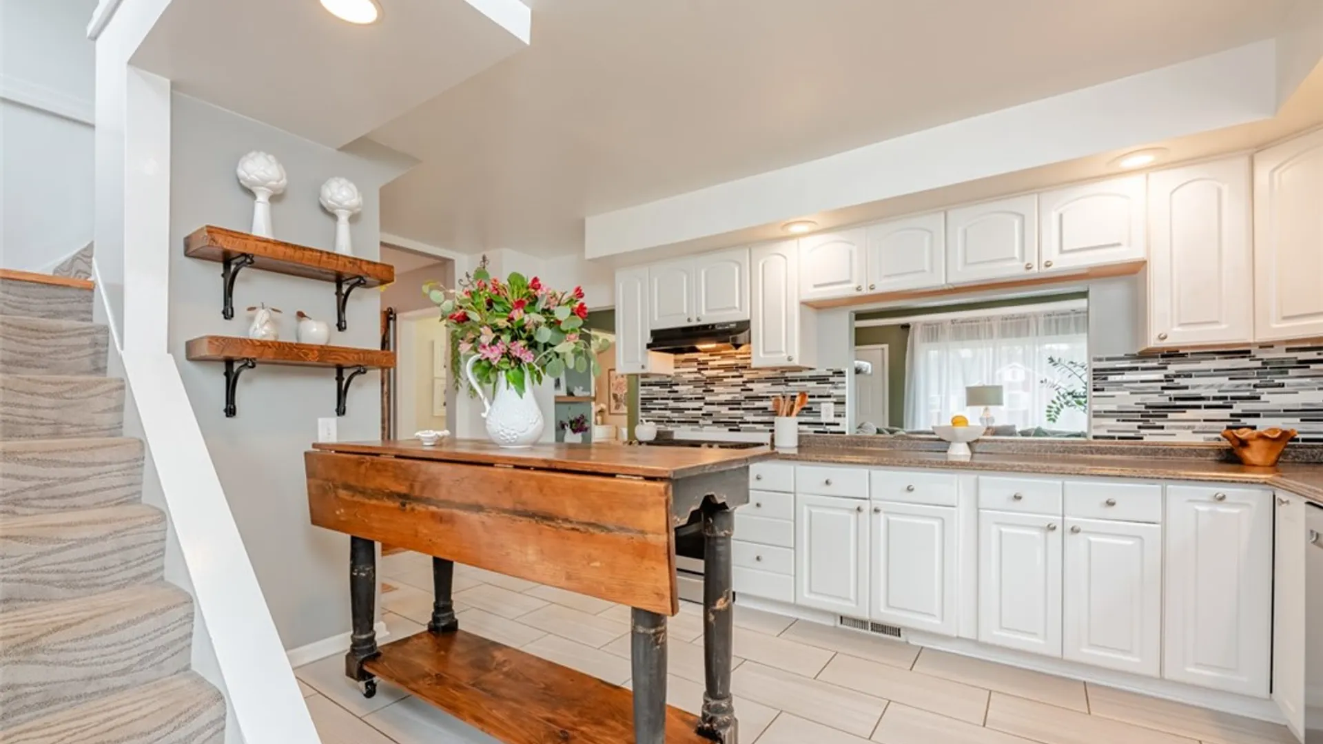 Property at 234 Pemberton Road, Irondequoit, NY 14622 13