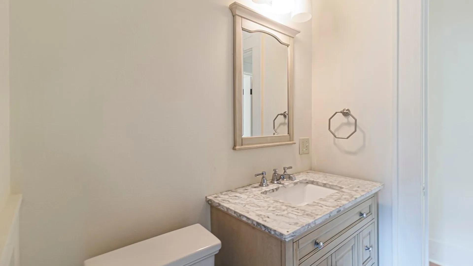 Property at 6 Sanger Avenue, New Hartford, NY 13413 35