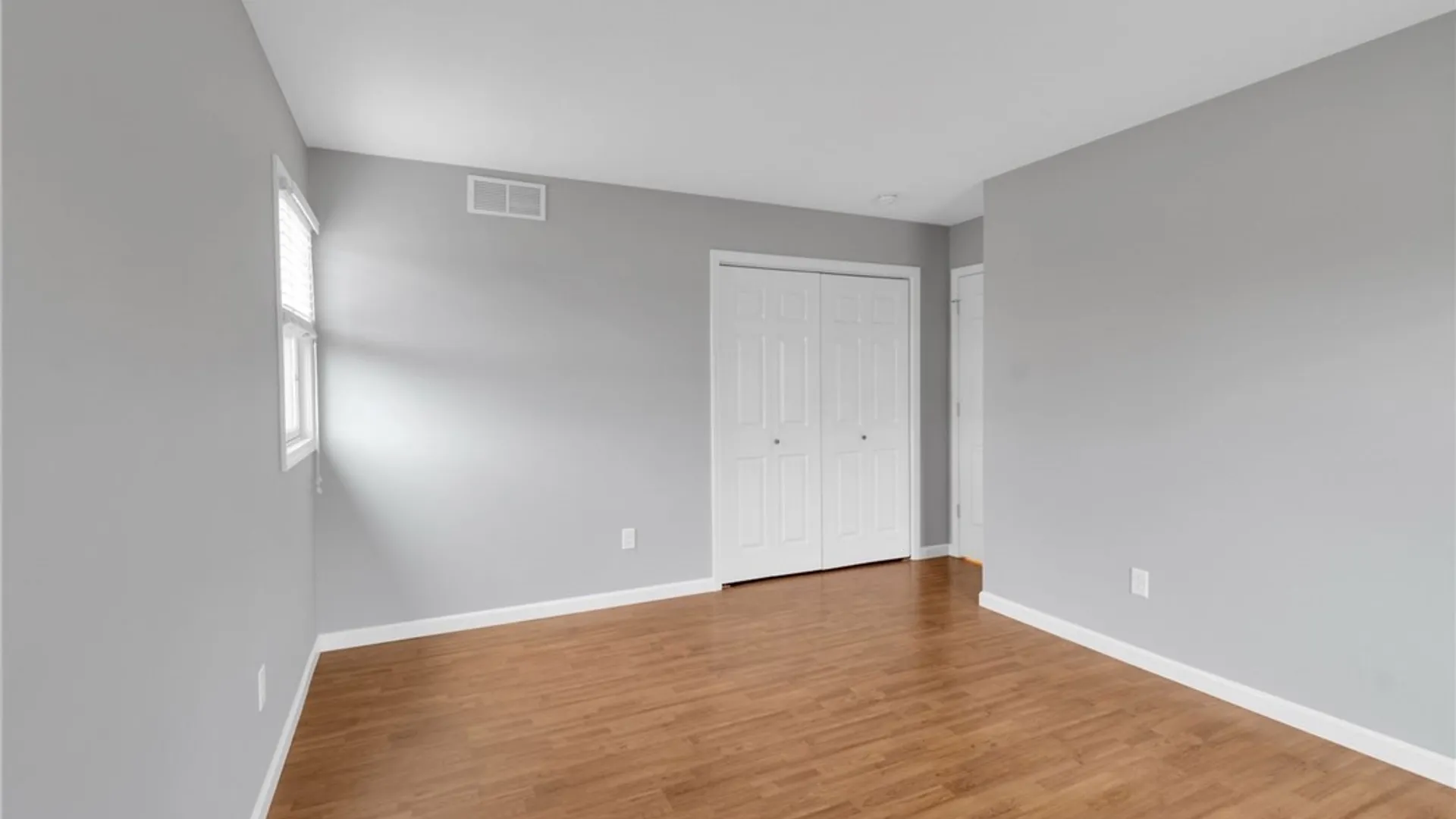 Property at 940 Reserve Road, West Seneca, NY 14224 22