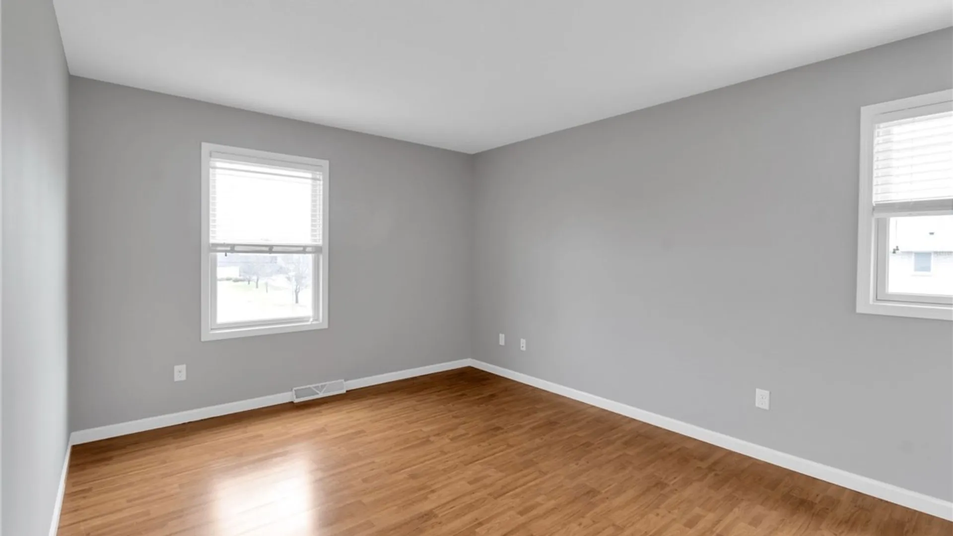 Property at 940 Reserve Road, West Seneca, NY 14224 23