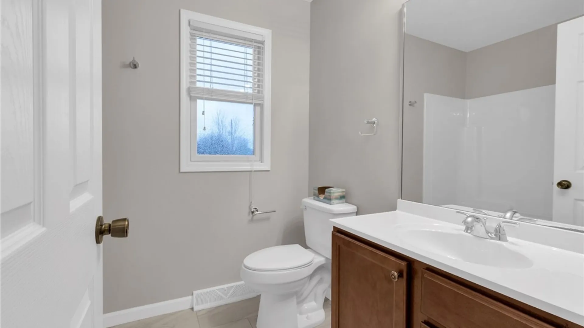 Property at 940 Reserve Road, West Seneca, NY 14224 24