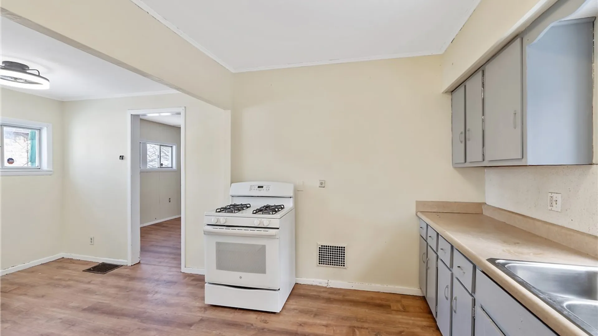 Property at 206 Lamont Avenue, Geddes, NY 13209 17