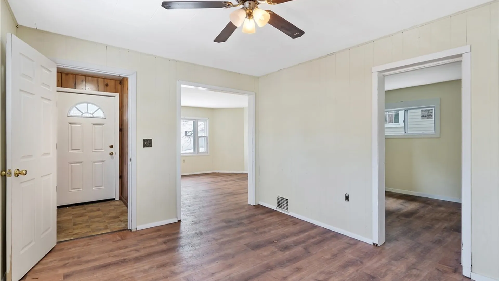 Property at 206 Lamont Avenue, Geddes, NY 13209 5